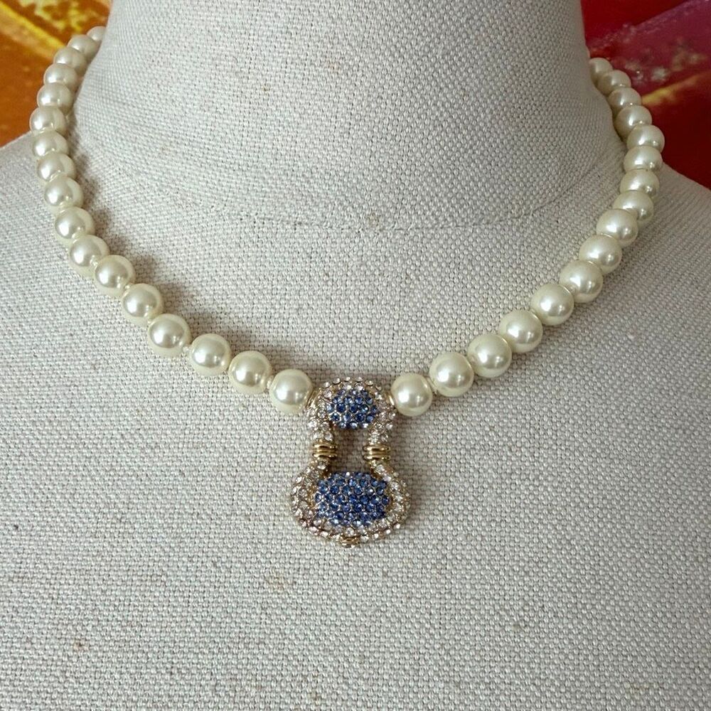 Clarion-Pell Princess Grace of Monaco GPK Faux Pearl Blue Crystal Statement Neck